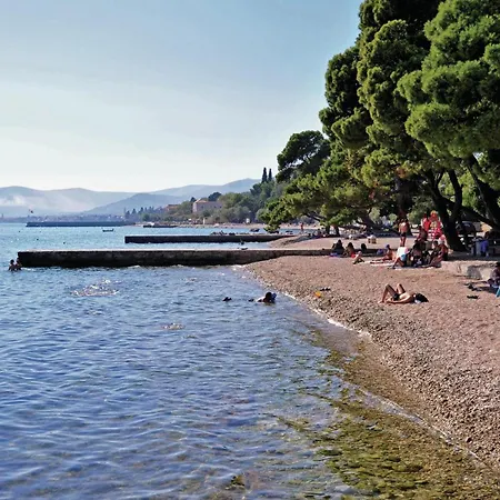 Casa vacanze Cozy In Kastel Luksic